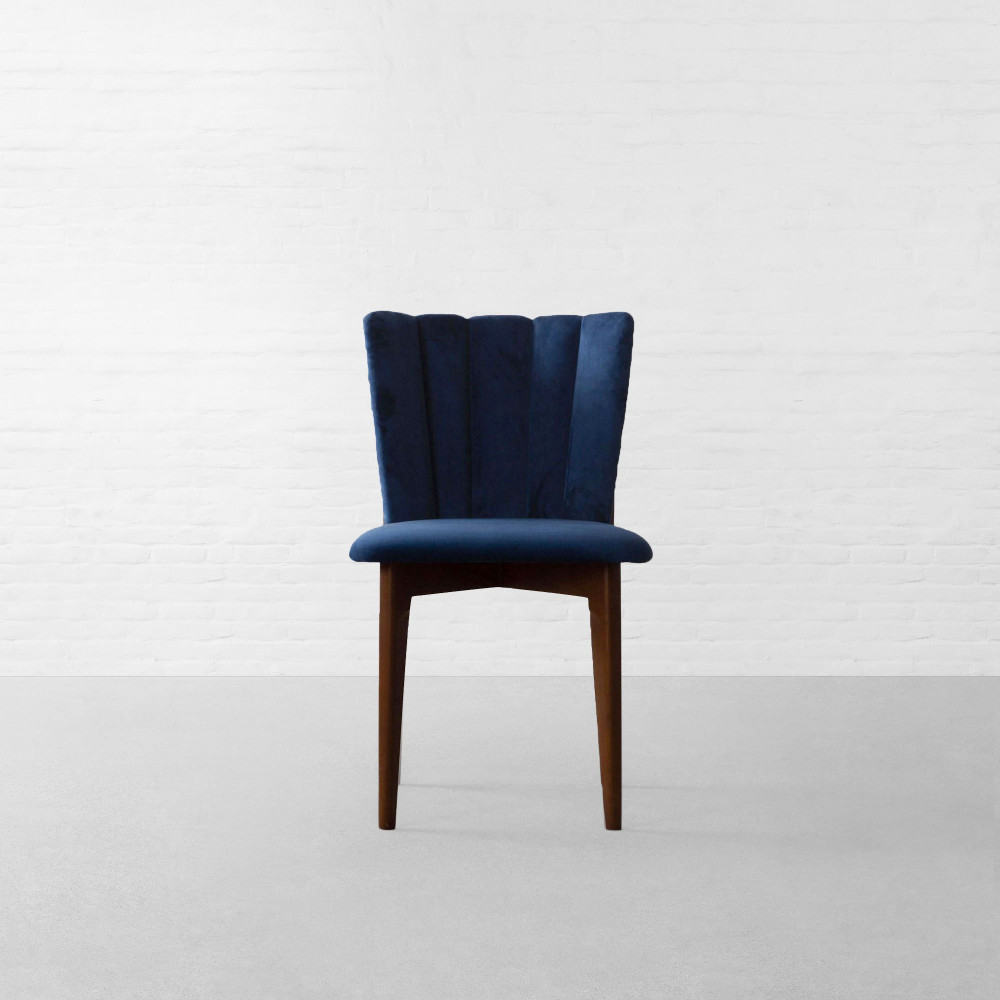 Cinema Tufted Chair (EXP)