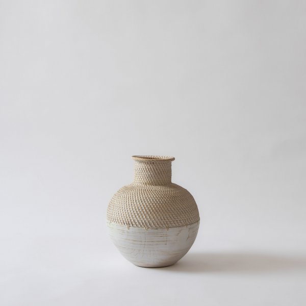 Balinese Decorative Pot Ivory